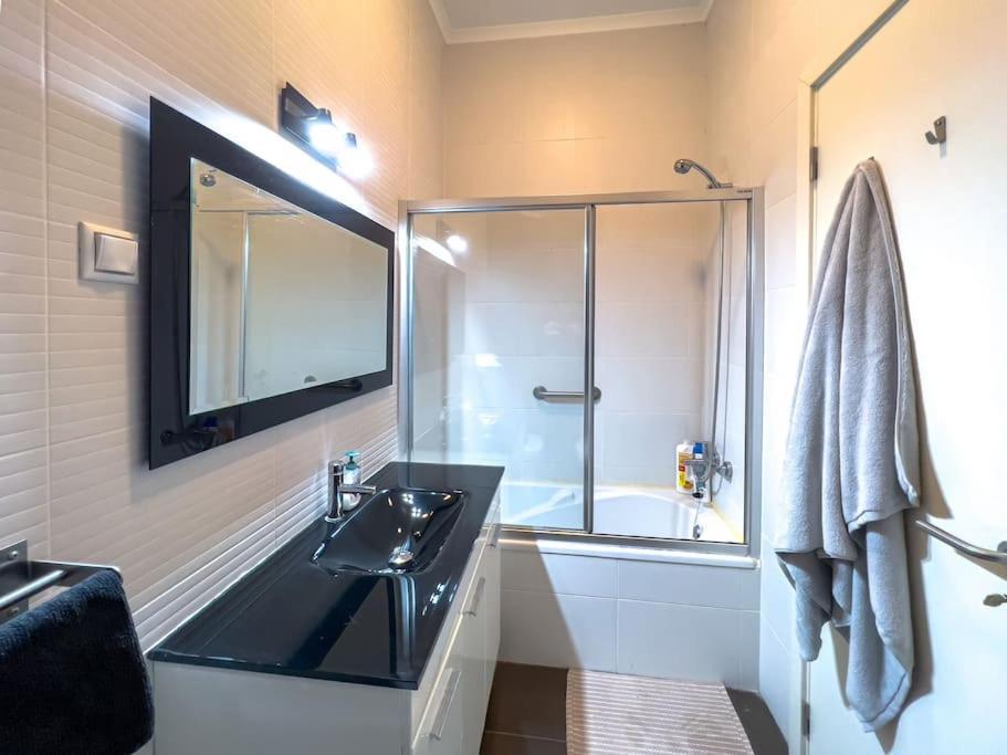 4 Rooms Home In Baixa Lizbona Zewnętrze zdjęcie