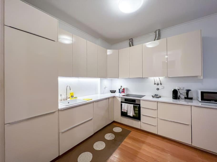 4 Rooms Home In Baixa Lizbona Zewnętrze zdjęcie
