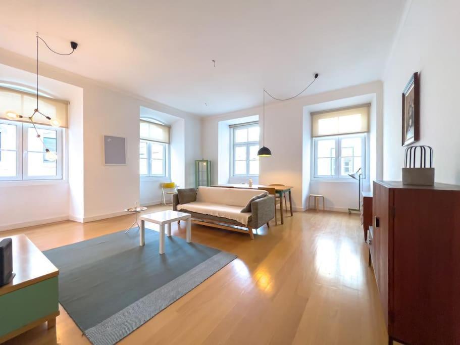 4 Rooms Home In Baixa Lizbona Zewnętrze zdjęcie